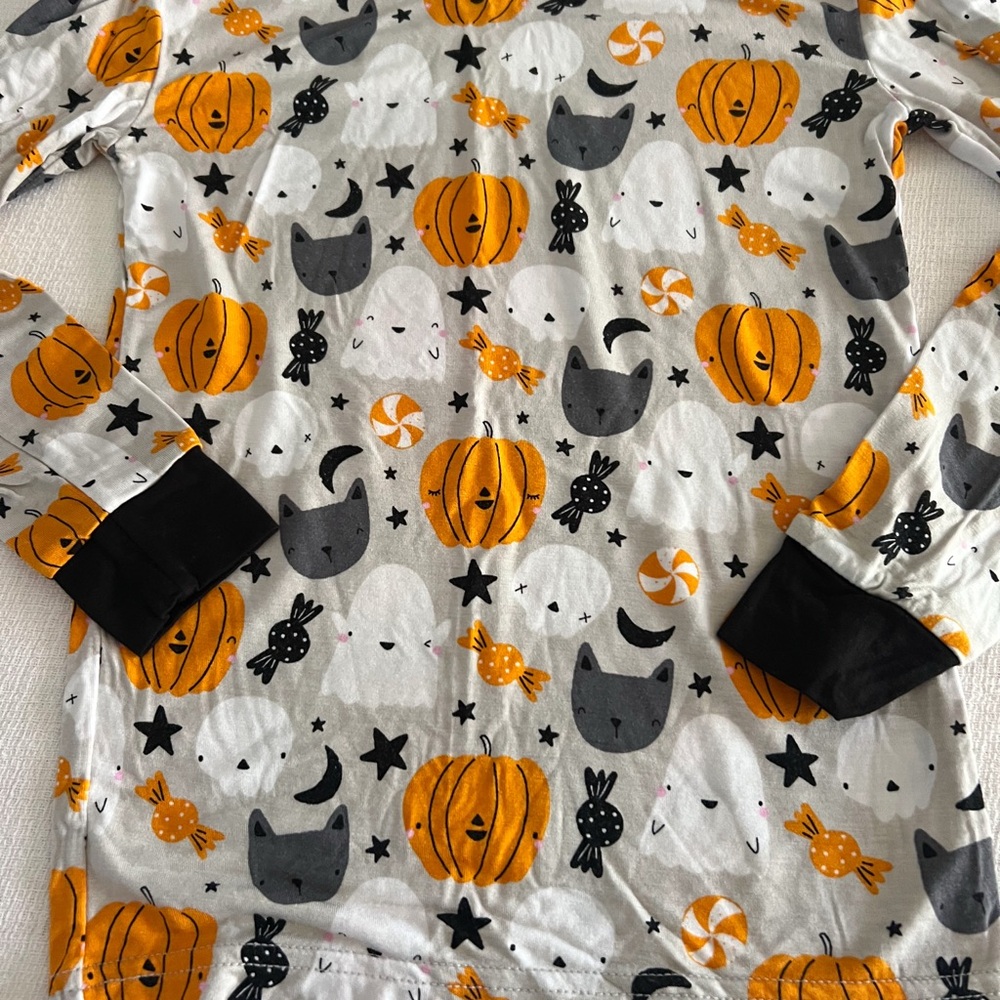 Little Sleepies Halloween loungewear - Picture 2 of 2